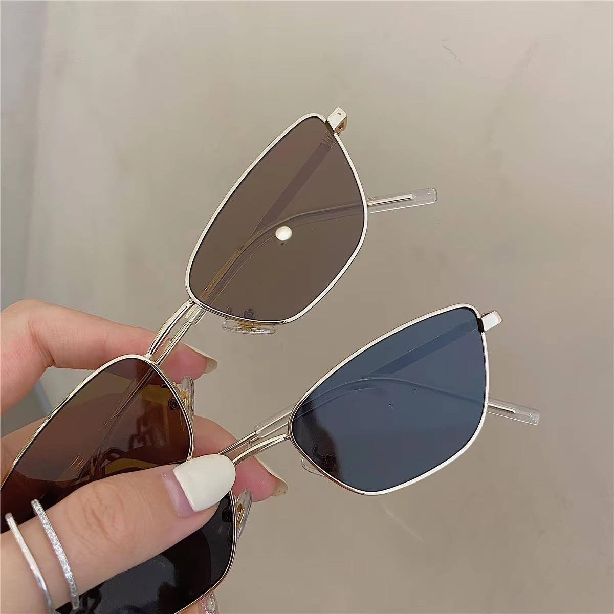 Lunettes de soleil œil de chat - Sunglasses Cat Eye avis et prix