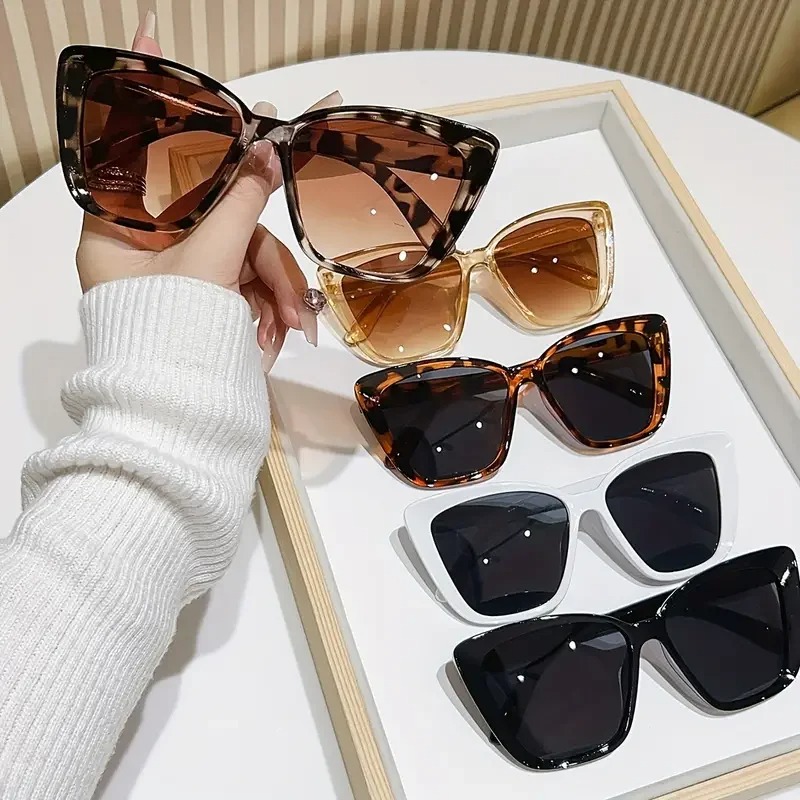 Lunettes de soleil œil de chat - Sunglasses Cat Eye avis et prix